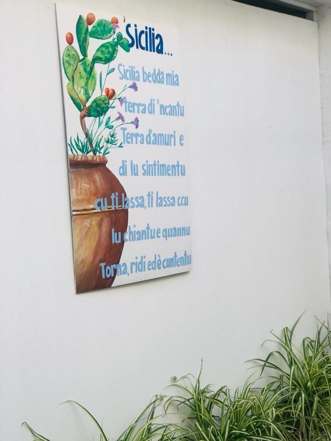 Sicily Holiday House Apartment Avola Bagian luar foto
